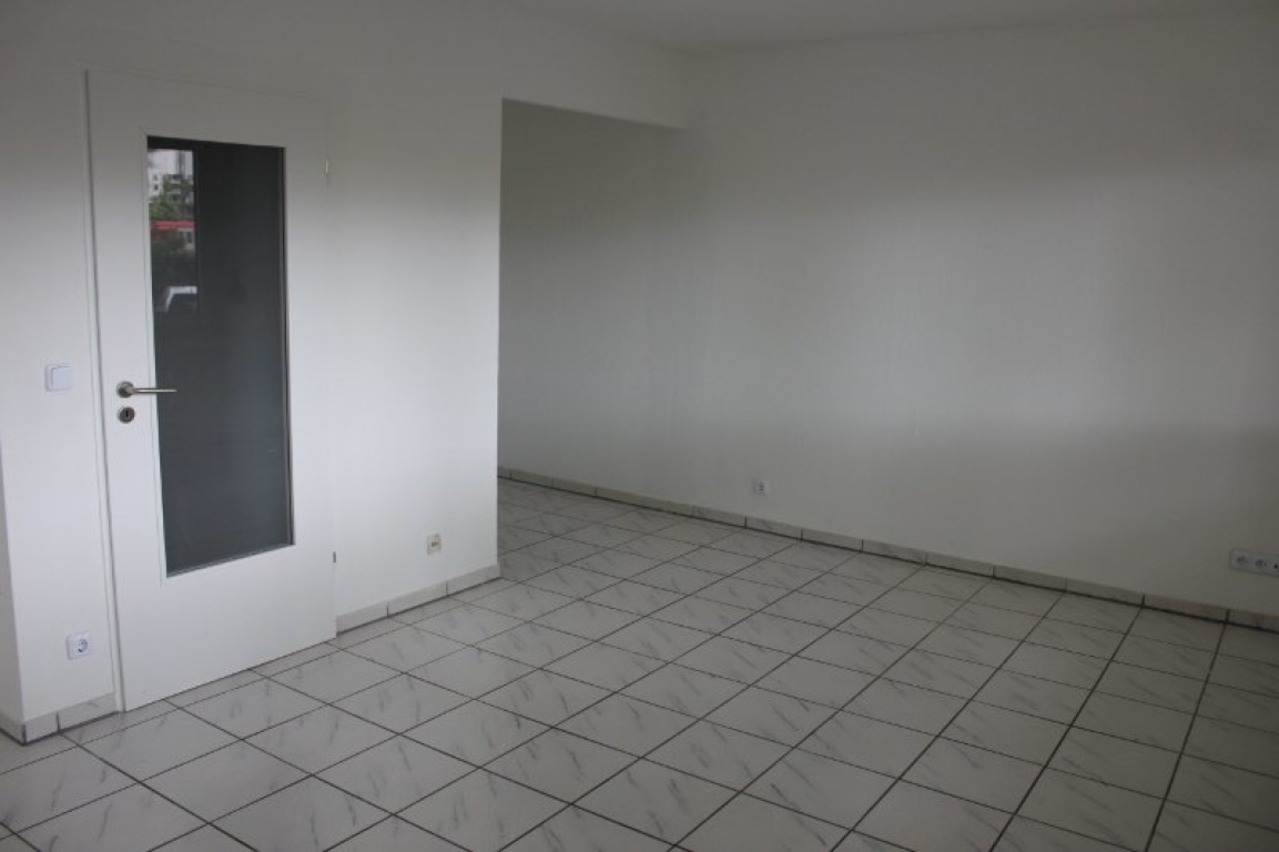 Teilmöbliertes 1-Zimmer Apartment im berühmten Düsseltal – 40239 Düsseldorf Düsseltal – Vorschaubild 5