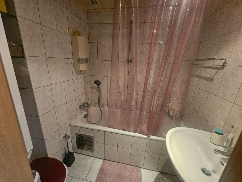möblierte Wohnung zur Zwischenmiete in Oberbilk (20.09- 18.10.) – 40227 Düsseldorf Oberbilk – Vorschaubild 6