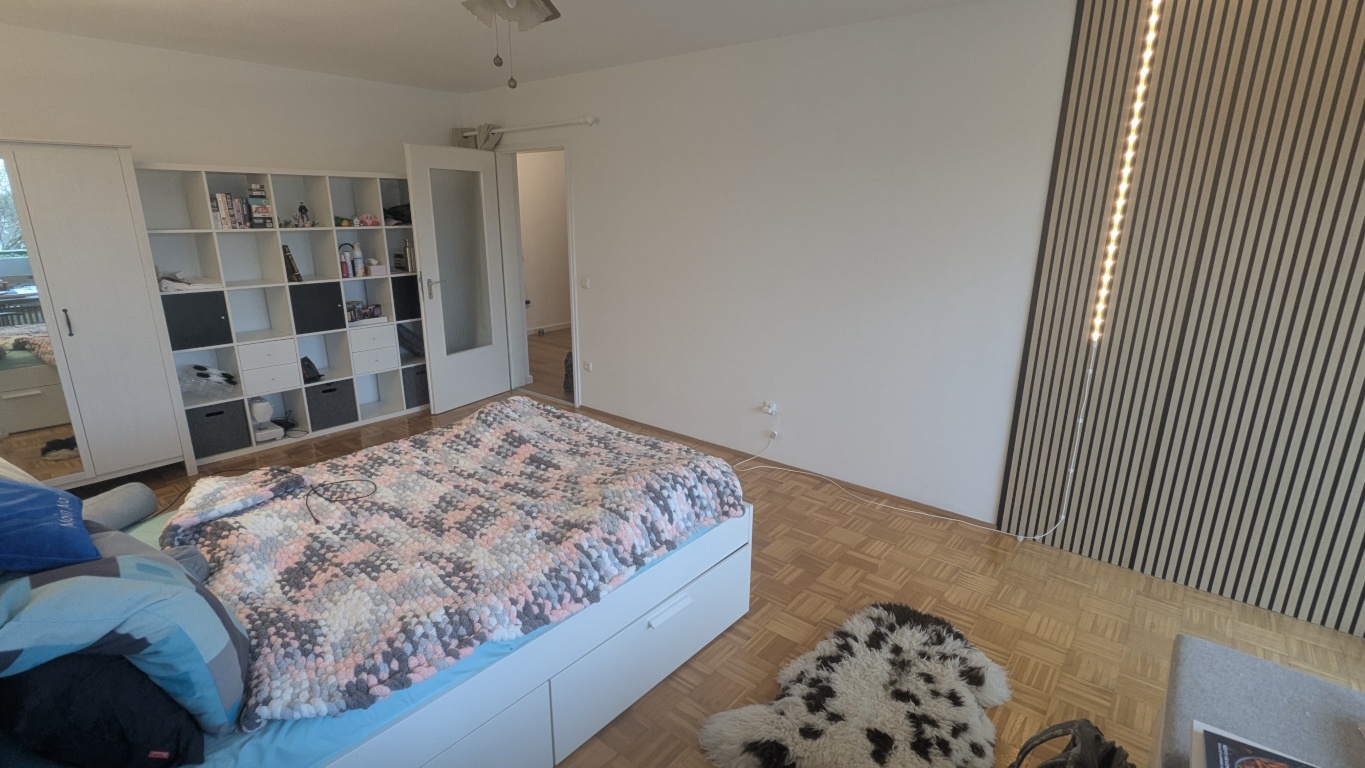 WG-Zimmer Universitätsviertel Lilienthalstraße 21 - ...Zimmer zum Wohlfühlen mit echtem Parkettboden.