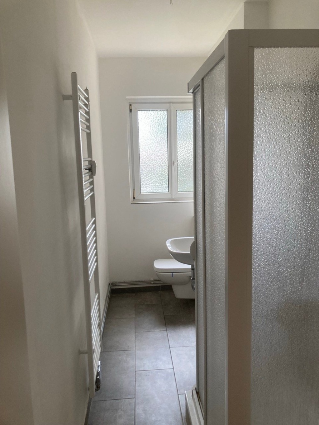 Helle 114 m2 Wohnung mit 5 Zimmern, offener Wohnküche & 2 Bädern in Leipzig – 4328 Leipzig Sellerhausen-Stünz – Vorschaubild 4
