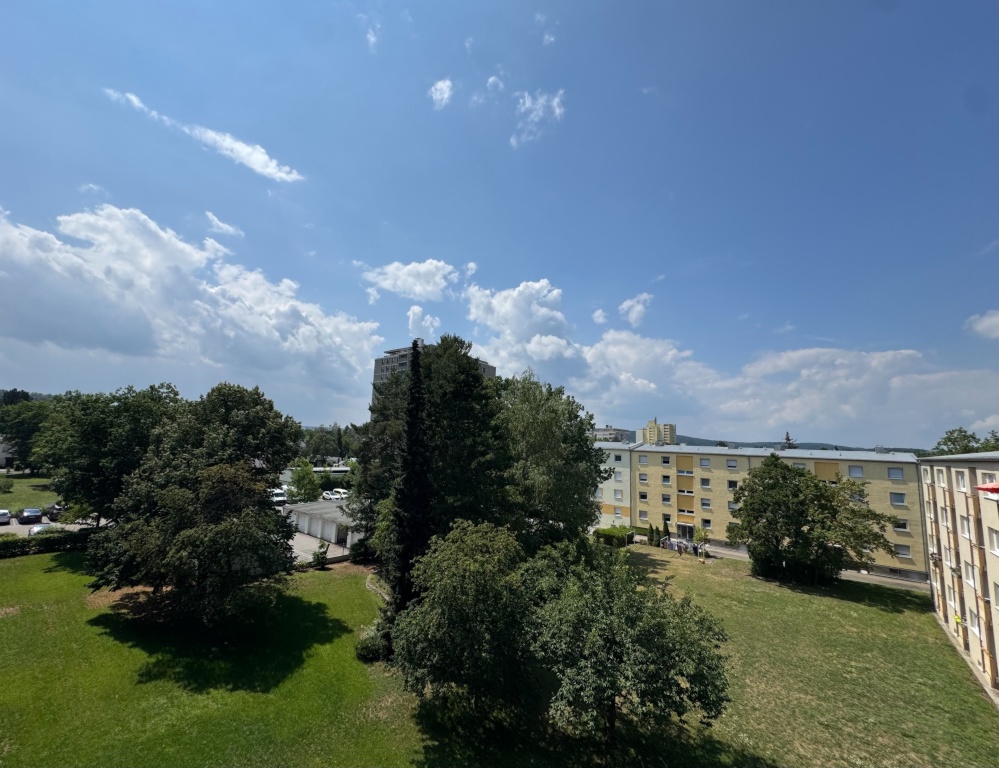 WG‐geeignete 4‐Zimmer‐Wohnung im Regensburger Westen – Balkon, ruhige Lage, ab 1. Oktober verfübar – 93049 Regensburg Westenviertel – Vorschaubild 6