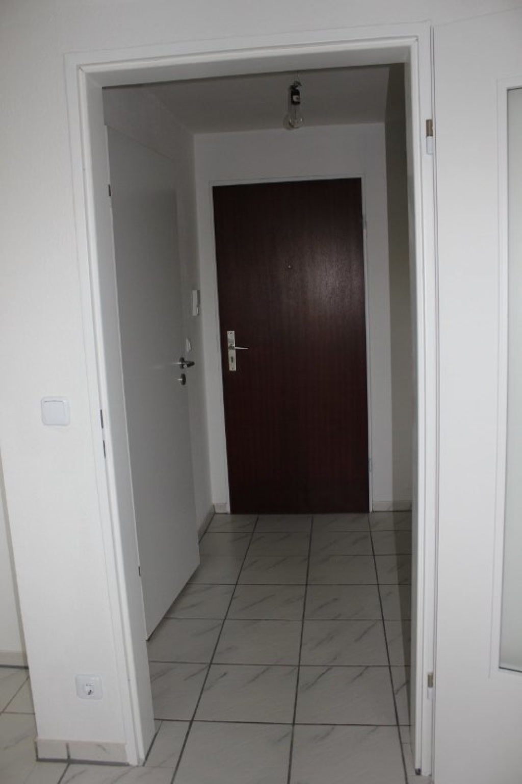 Teilmöbliertes 1-Zimmer Apartment im berühmten Düsseltal – 40239 Düsseldorf Düsseltal – Vorschaubild 6
