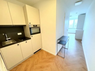 FURNISHED STUDIO FOR SUBLET - FRIEDRICHSHAIN NEAR ALEXANDERSPLATZ — photo 1