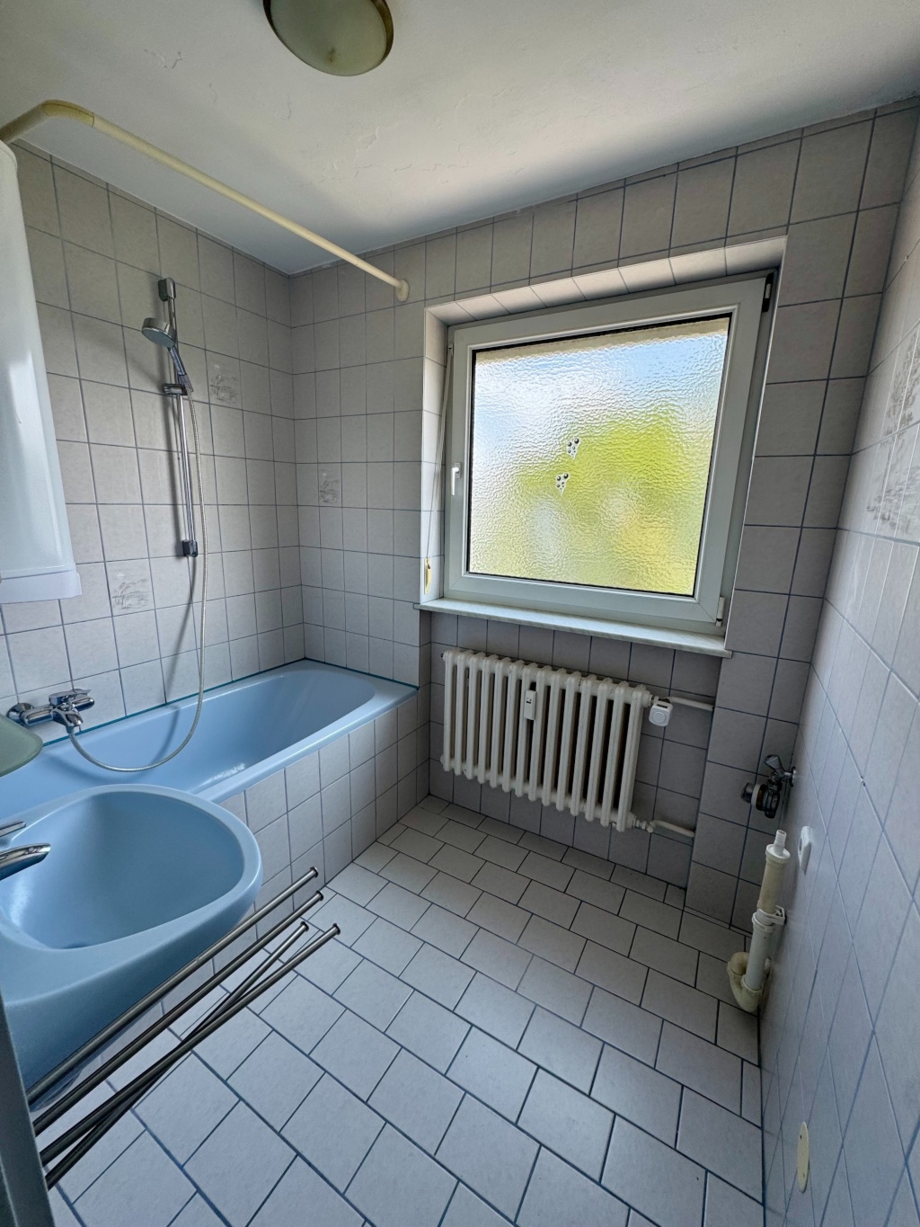 WG‐geeignete 4‐Zimmer‐Wohnung im Regensburger Westen – Balkon, ruhige Lage, ab 1. Oktober verfübar – 93049 Regensburg Westenviertel – Vorschaubild 9
