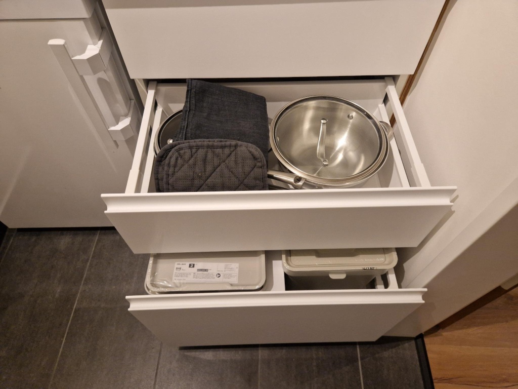 Neu renovierte, voll möblierte 1-Zi-Wohnung mit Tiefgarage – 60326 Frankfurt am Main Gallus – Vorschaubild 9