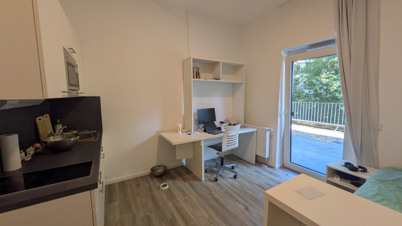 Helles, modern möbliertes Studio im Düsseldorfer Zooviertel – Kurzzeitvermietung – 40239 Düsseldorf Düsseltal – Vorschaubild 5