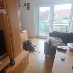 Anzeigenbild: WG-Zimmer 20 qm mit großem Balkon