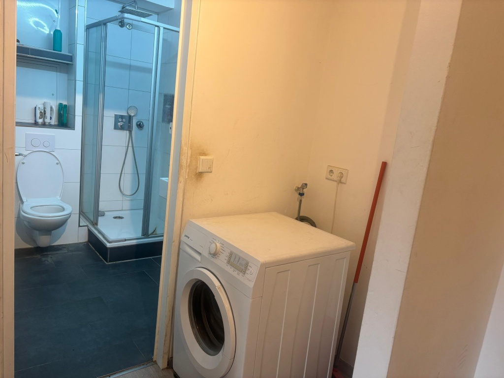 Place for Female in shared room – 91058 Erlangen Neuses – Vorschaubild 6