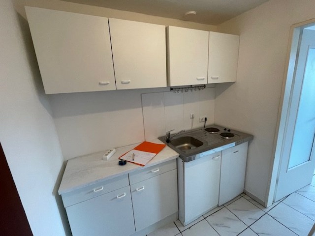 Teilmöbliertes 1-Zimmer Apartment im berühmten Düsseltal – 40239 Düsseldorf Düsseltal – Vorschaubild 9