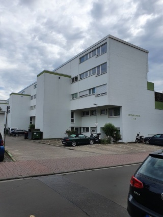 Ad image: 6 Zimmer in großer 11er-WG in Mainz-Lerchenberg frei - 01.10.2026