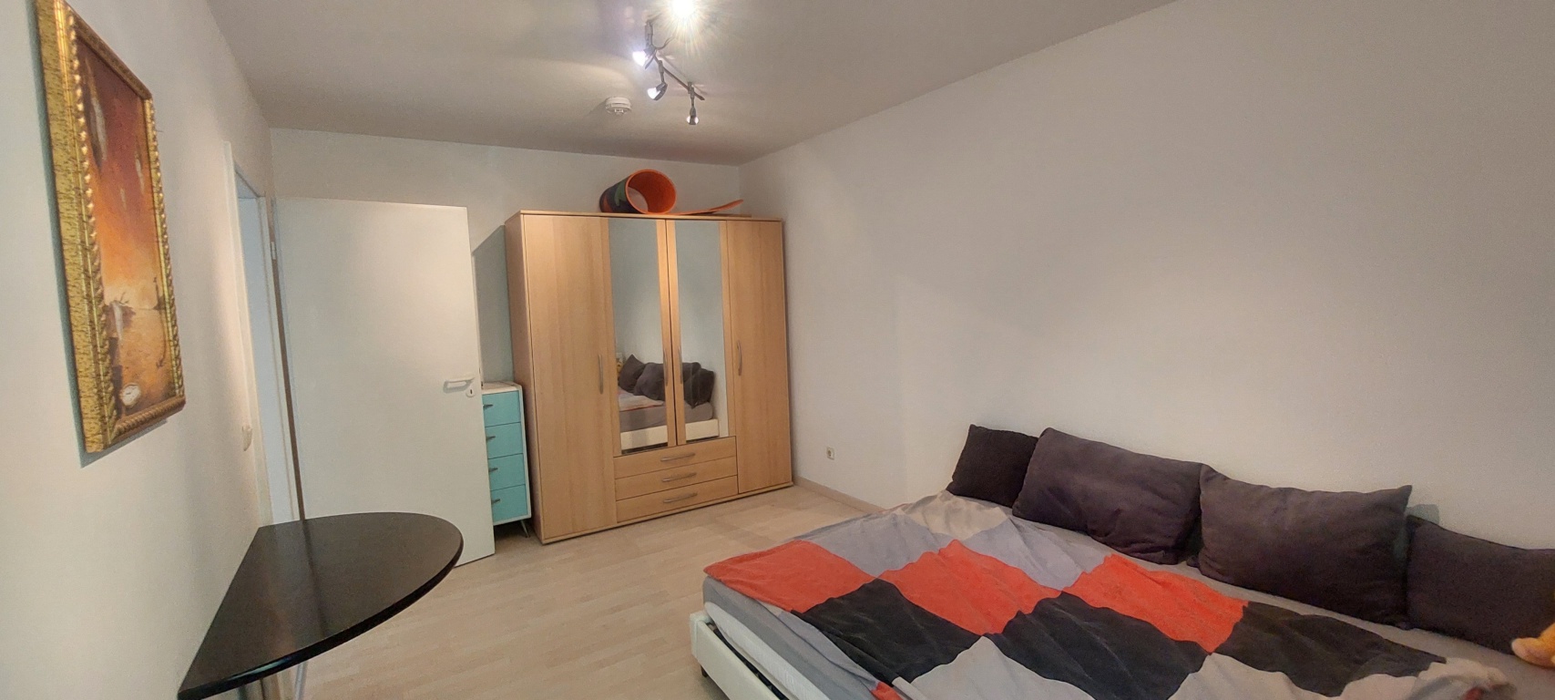 Feb + März Zwischenmiete möbeliert: Helle große ruhige zentrale 2zi Wohnung – 93049 Regensburg Westenviertel – Vorschaubild 10