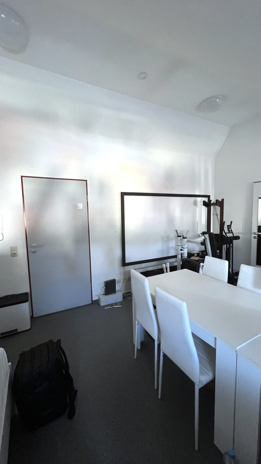 ANFRAGESTOPP – schöne Einzimmerwohnung in Jena – direkt am Wenigenjenaer Ufer – Ortsteil Wenigenjena (Jena-Ost) – ruhige und idyllische Lage – zentrumsnah – modern möbliert – 7749 Jena Jena-Ost – Vorschaubild 17