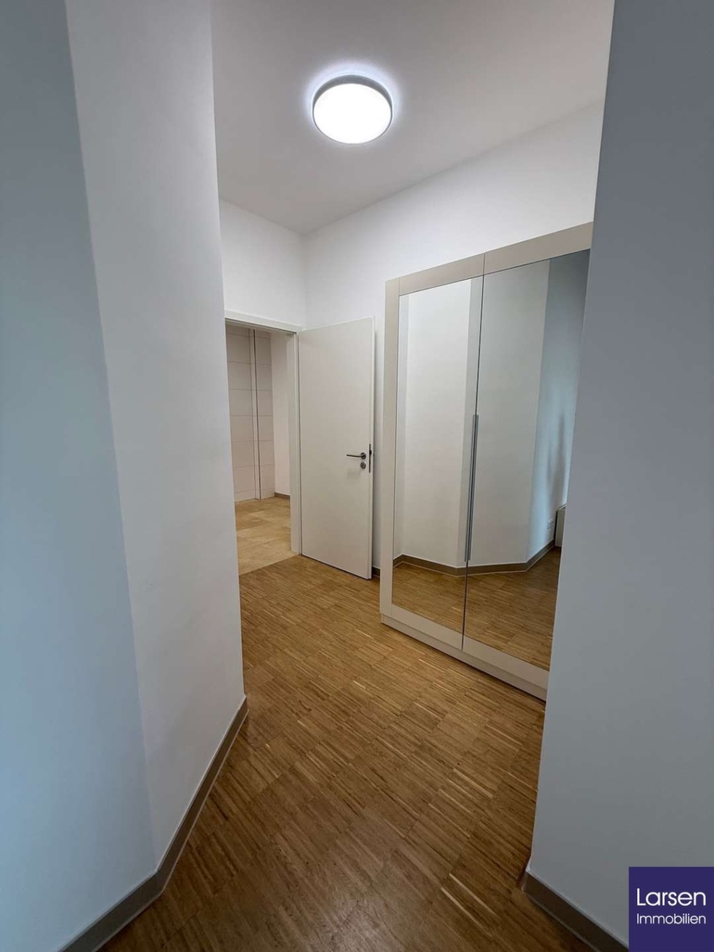 Premium-WG im Herzen Regensburgs – Voll möbliert & sofort bezugsfrei – 93047 Regensburg Innenstadt – Vorschaubild 5