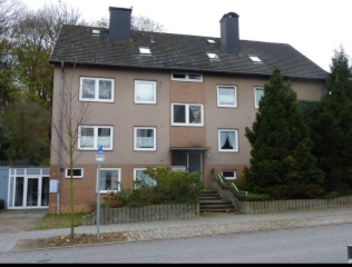 Imagen del anuncio: Nachmieter gesucht – 2-Zimmer-Dachgeschosswohnung in der Reventlouallee, Kiel