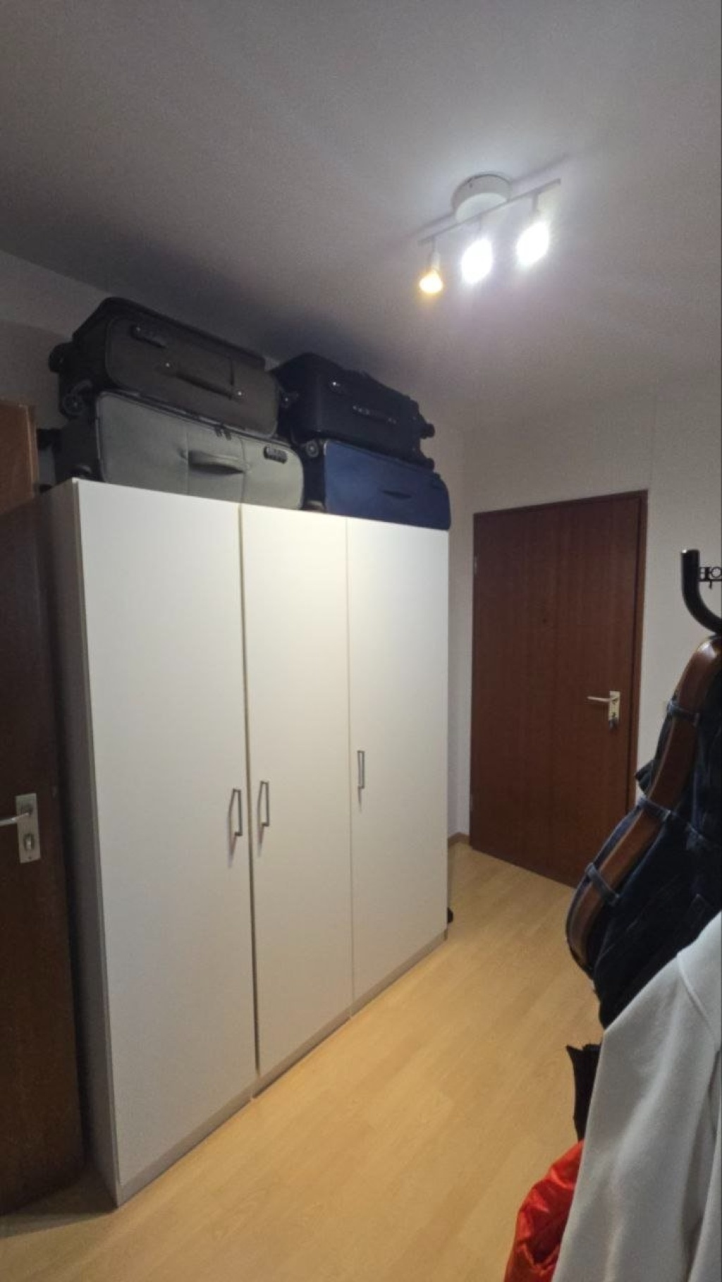1-Zimmer-Wohnung in der Nähe des Erlangener Hauptbahnhofs für 3 Monate zur Untervermietung - Möglichkeit der Vertragsverlängerung mit dem Eigentümer – 91052 Erlangen Am Anger – Vorschaubild 15