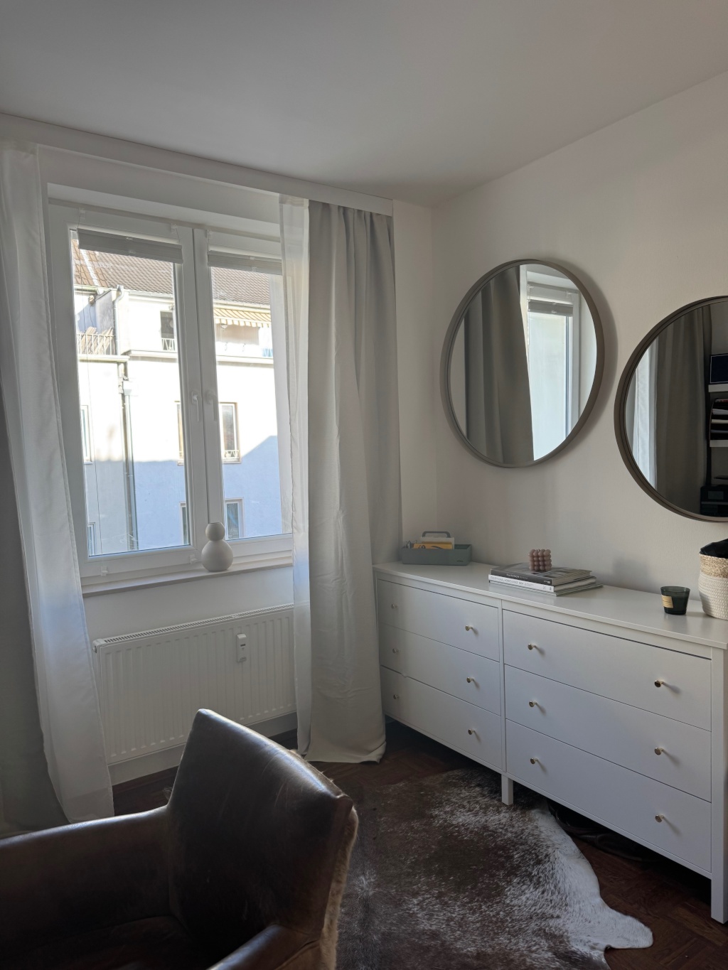 Charmante 96m2 Wohnung auf Zeit – zur Untermiete in Düsseldorf – 40215 Düsseldorf Friedrichstadt – Vorschaubild 12