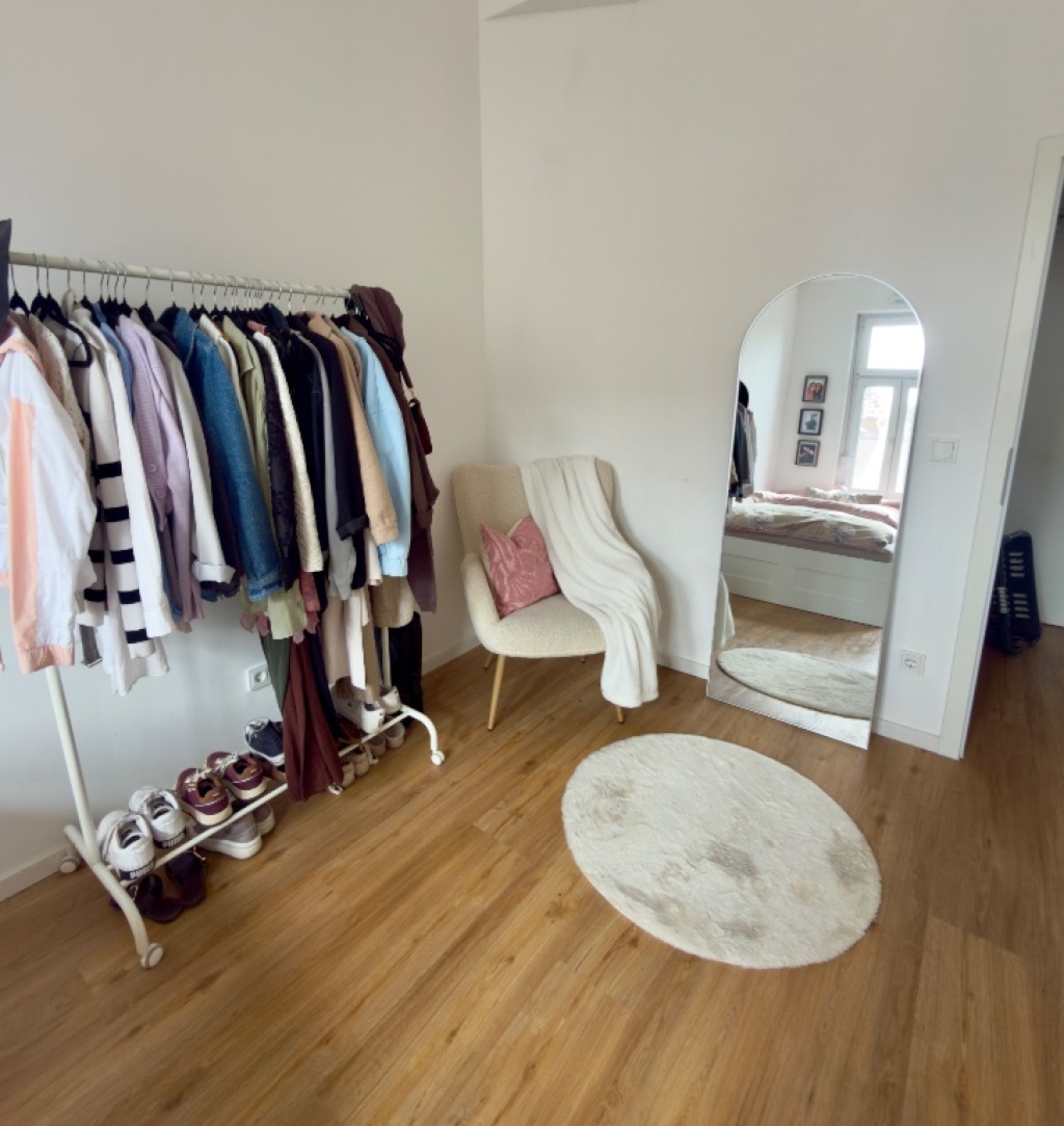1 Monat - 50 m2 Wohnung zur Zwischenmiete in Frankfurt – komplett möbliert – 60599 Frankfurt am Main Oberrad – Vorschaubild 3