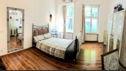 Large flat between 2 parks — photo 1