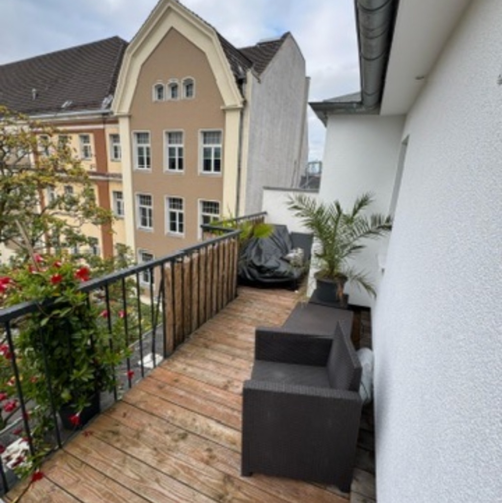 Wunderschöne Wohnung mit riesiger Dachterasse – 40215 Düsseldorf Friedrichstadt – Vorschaubild 4