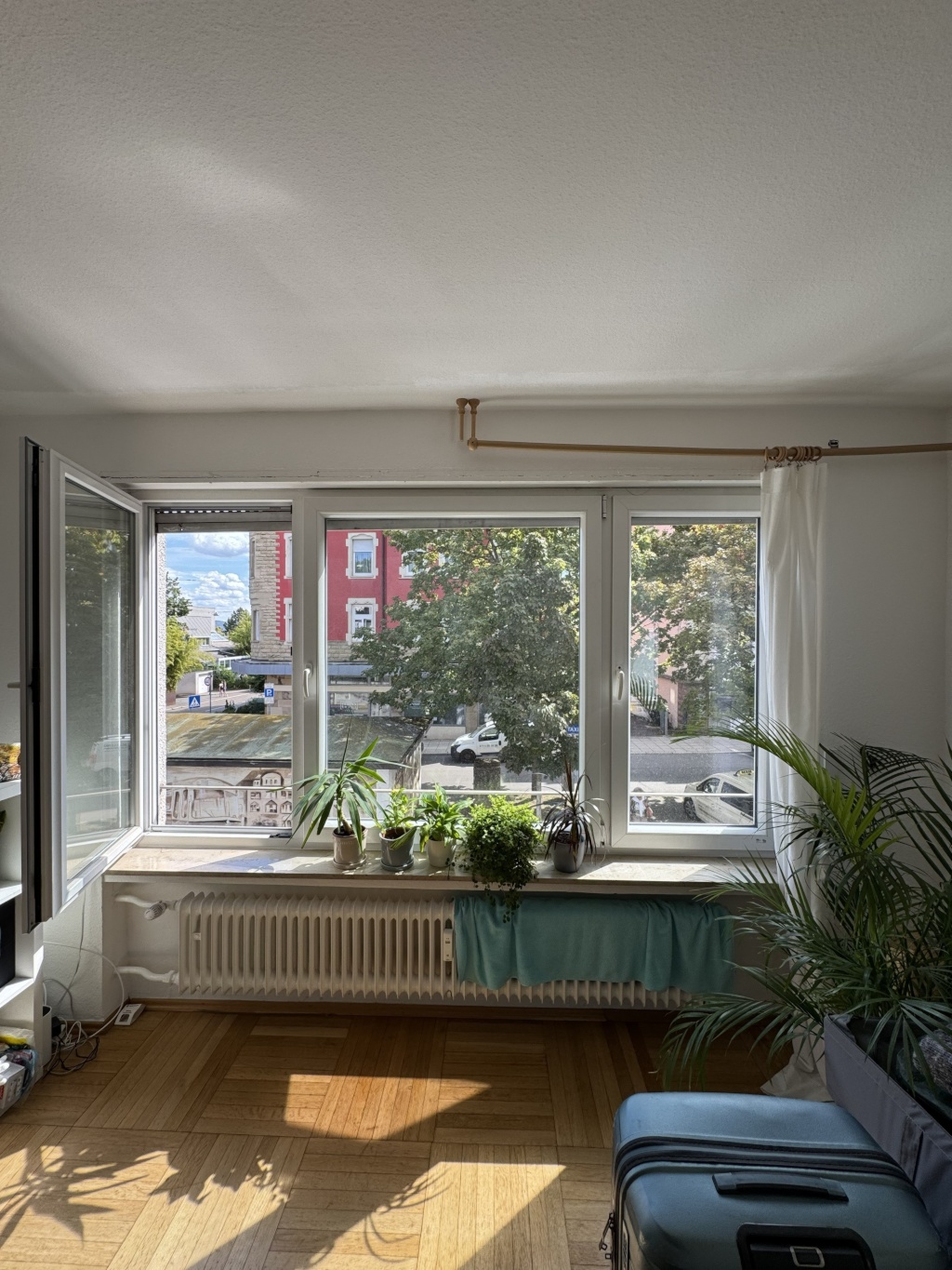 4-Zimmer Wohnung perfekt für WG's oder Familien – 70192 Stuttgart Nord – Vorschaubild 2