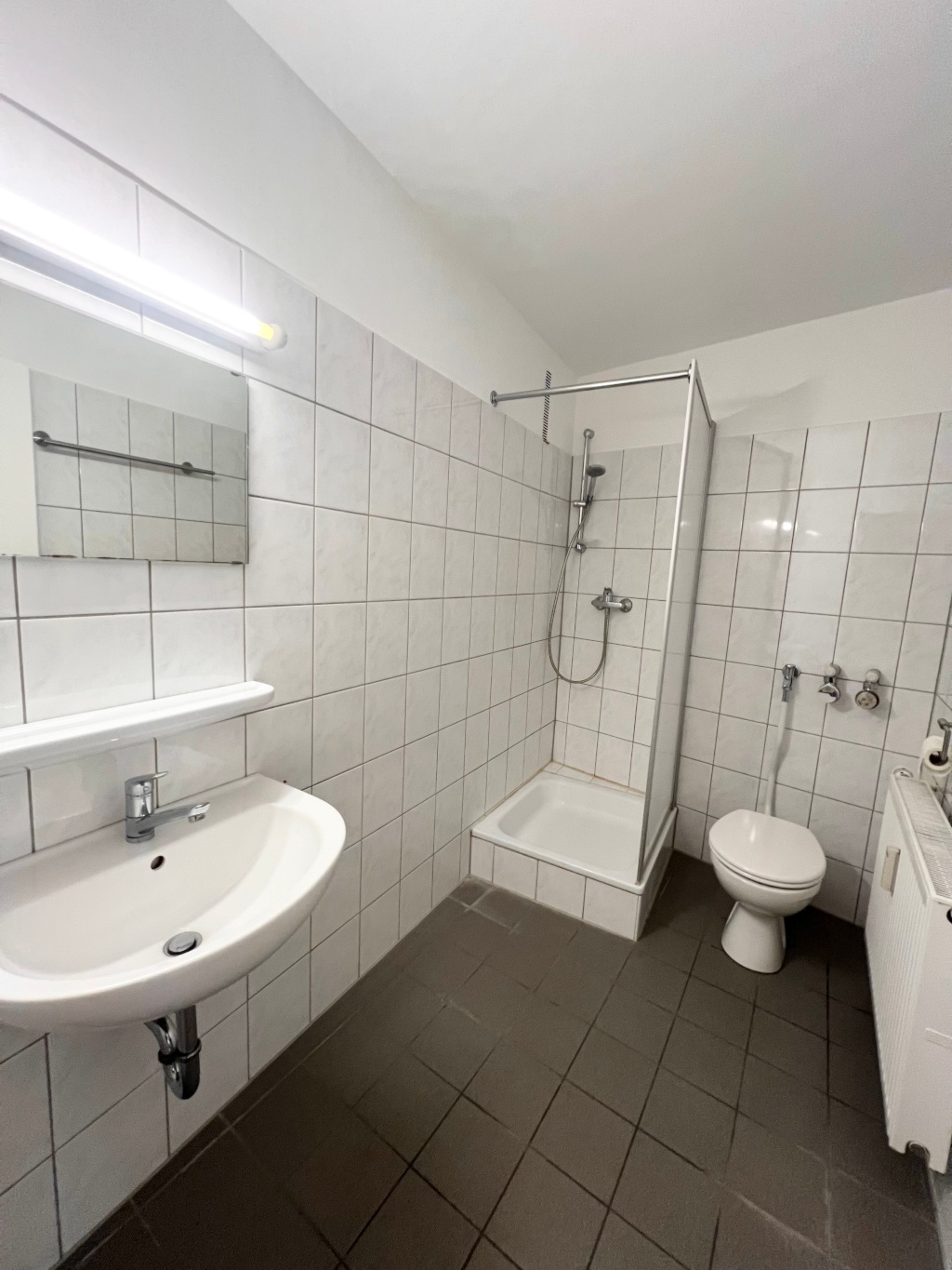 Schöne Einzimmerwohnung sucht Nachmieterin :) – 97070 Würzburg Altstadt – Vorschaubild 2
