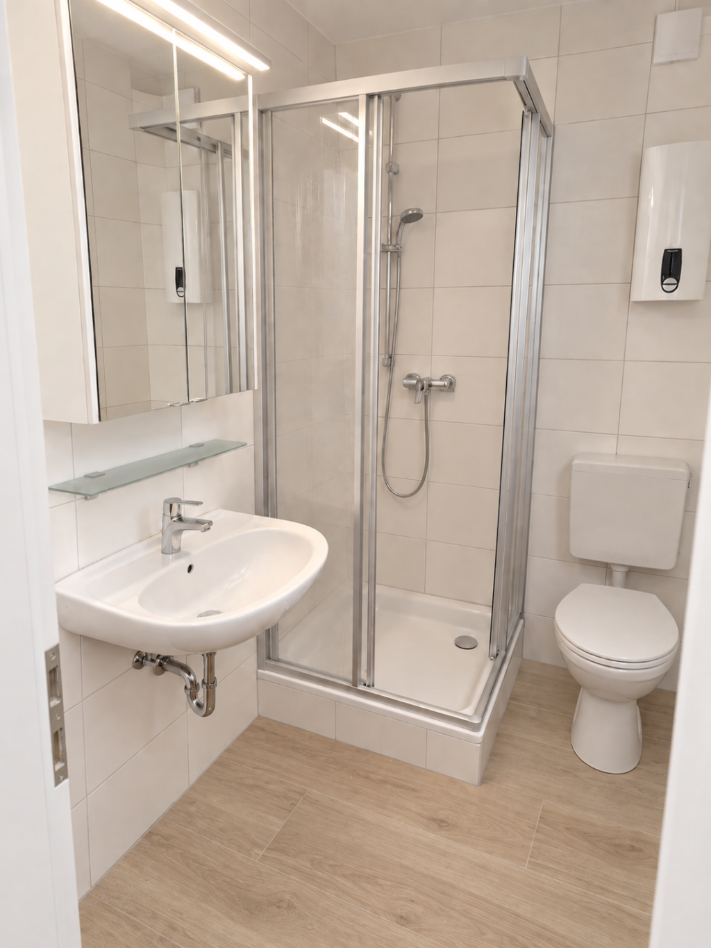 🏡 Frisch renoviertes 1-Zimmer-Apartment mit eigener Küche & eigenem Bad | Mannheim K2,9 | Ab 01.10.2026 – 68161 Mannheim Quadrate – Vorschaubild 4
