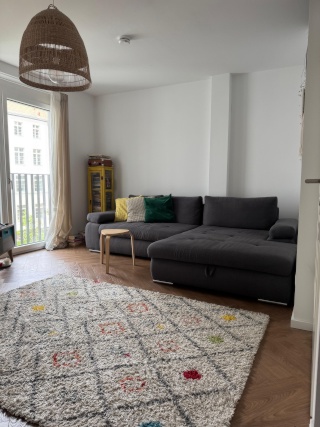 Zentrale 2-Zi-Wohnung mit Balkon, nah Friedrichshain, 03.-17.10. — photo 1