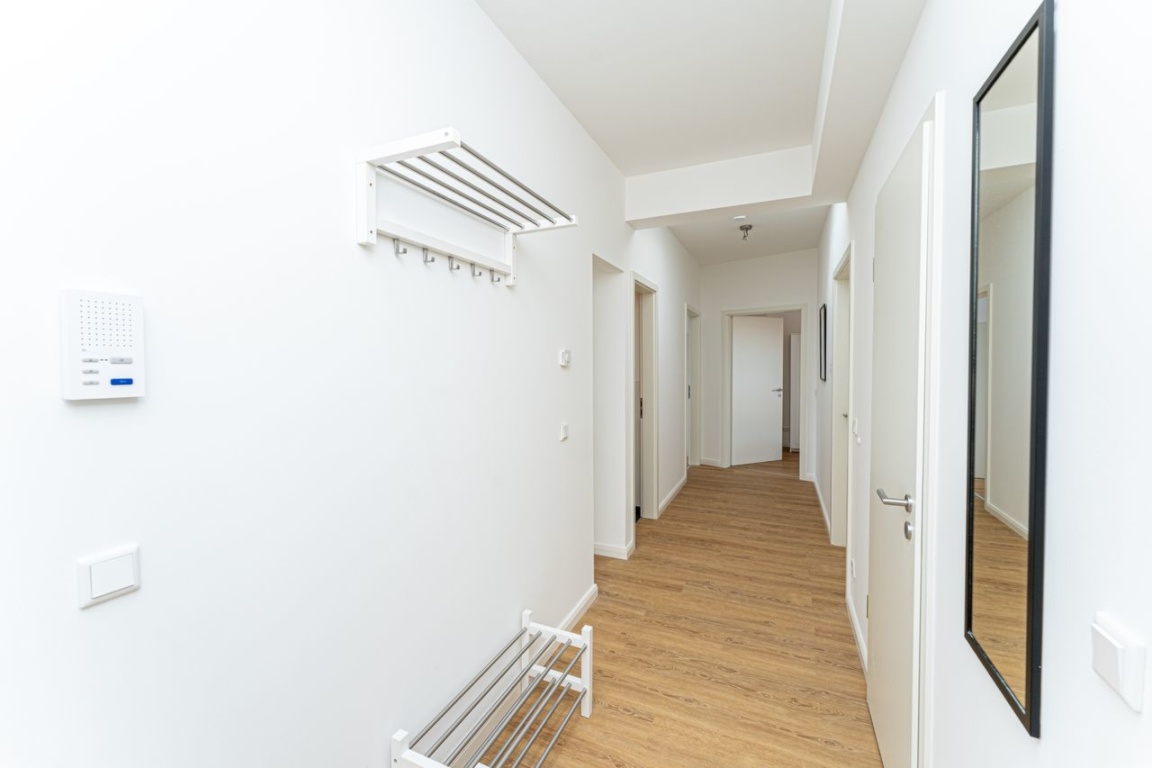Möbliertes WG-Zimmer mit Anmeldung & All-inclusive-Miete – 13189 Berlin Pankow – Vorschaubild 14