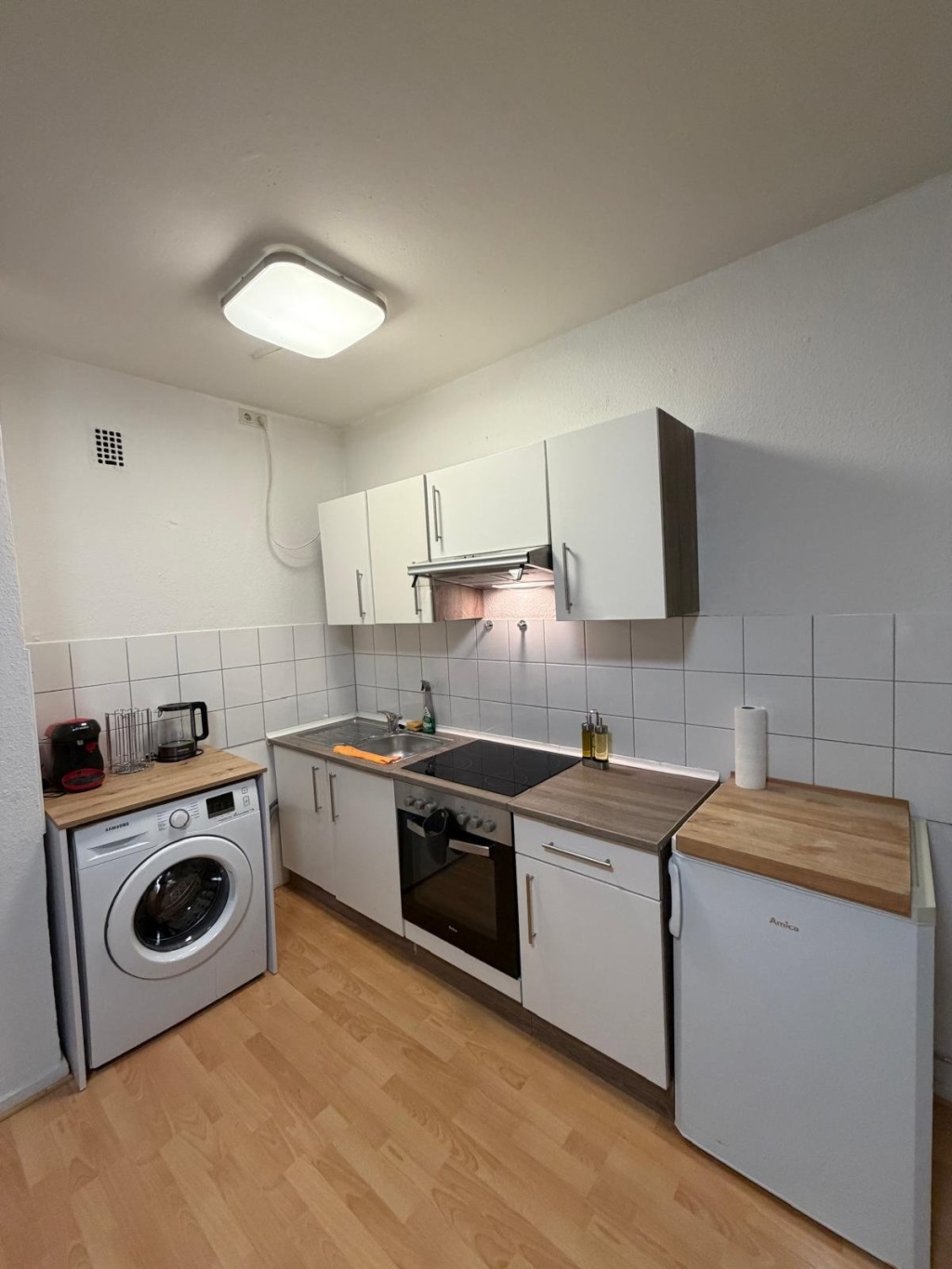 Modernes möbliertes Studio Düsseldorf Zentrum (little Tokyo)– 5 Min. Hbf – – 40210 Düsseldorf Stadtmitte – Vorschaubild 3