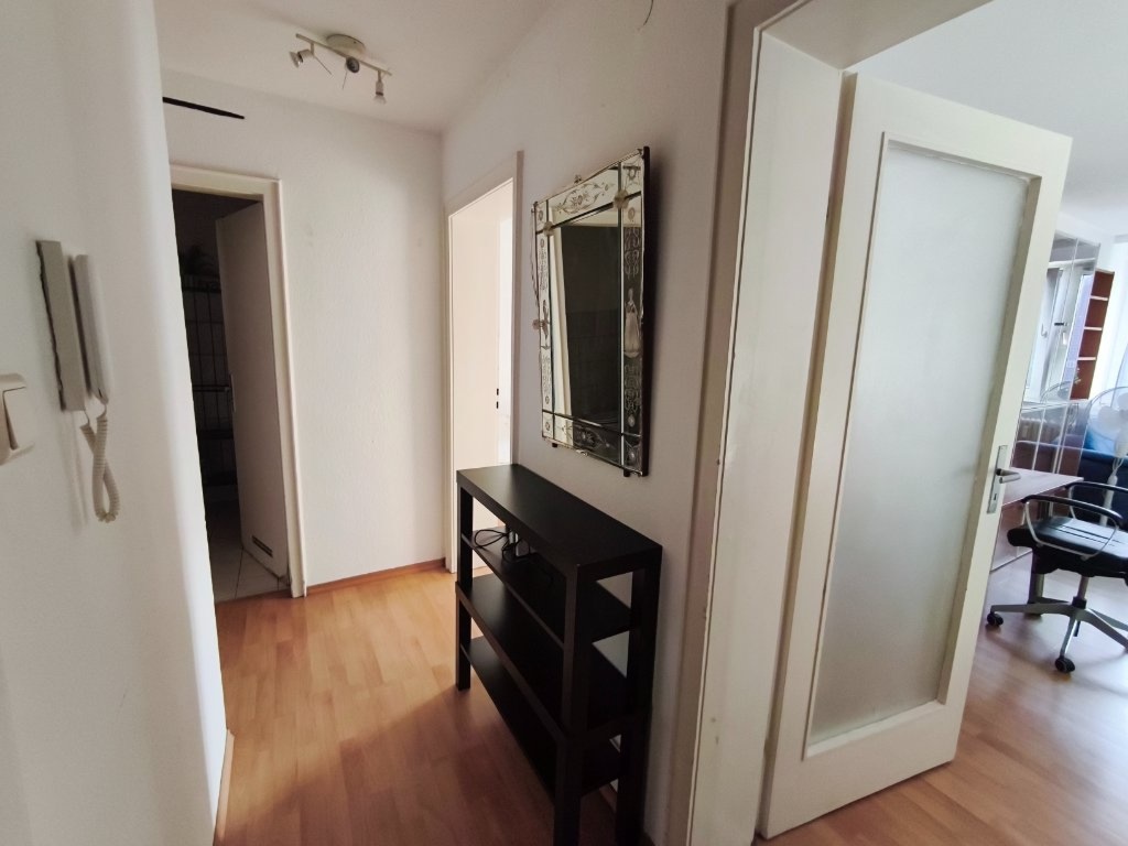 Sehr schöne 2 ZKB mit möbliertem Balkon U Quadrate – 68161 Mannheim Innenstadt – Vorschaubild 7