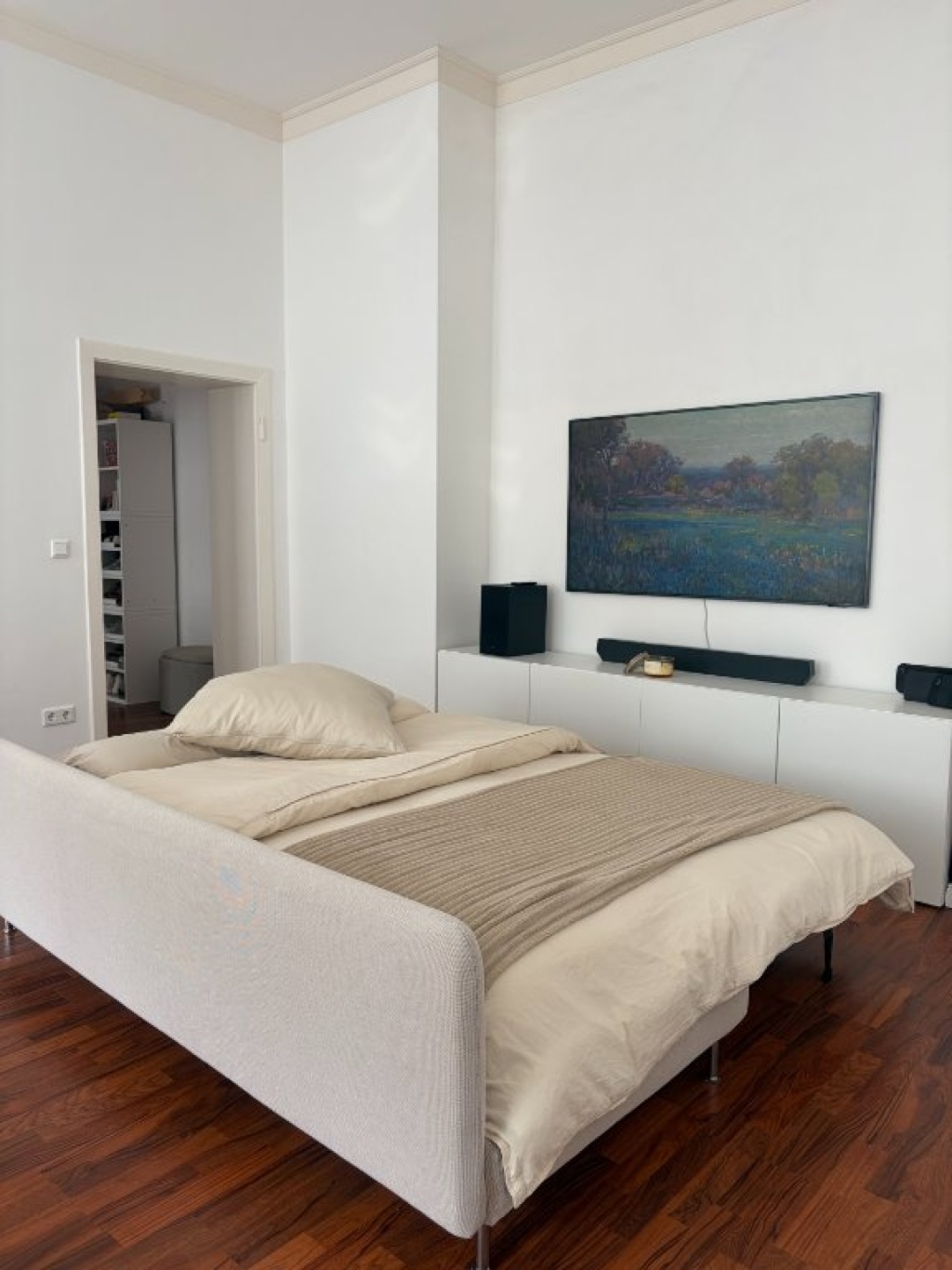 Möbilierte 65qm Wohnung im Zentrum Düsseldorf | Untermiete Dezember Januar – 40210 Düsseldorf Stadtmitte – Vorschaubild 11