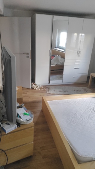 Imagen del anuncio: 4 Zimmer in 5er WG in einem Haus mit Garten