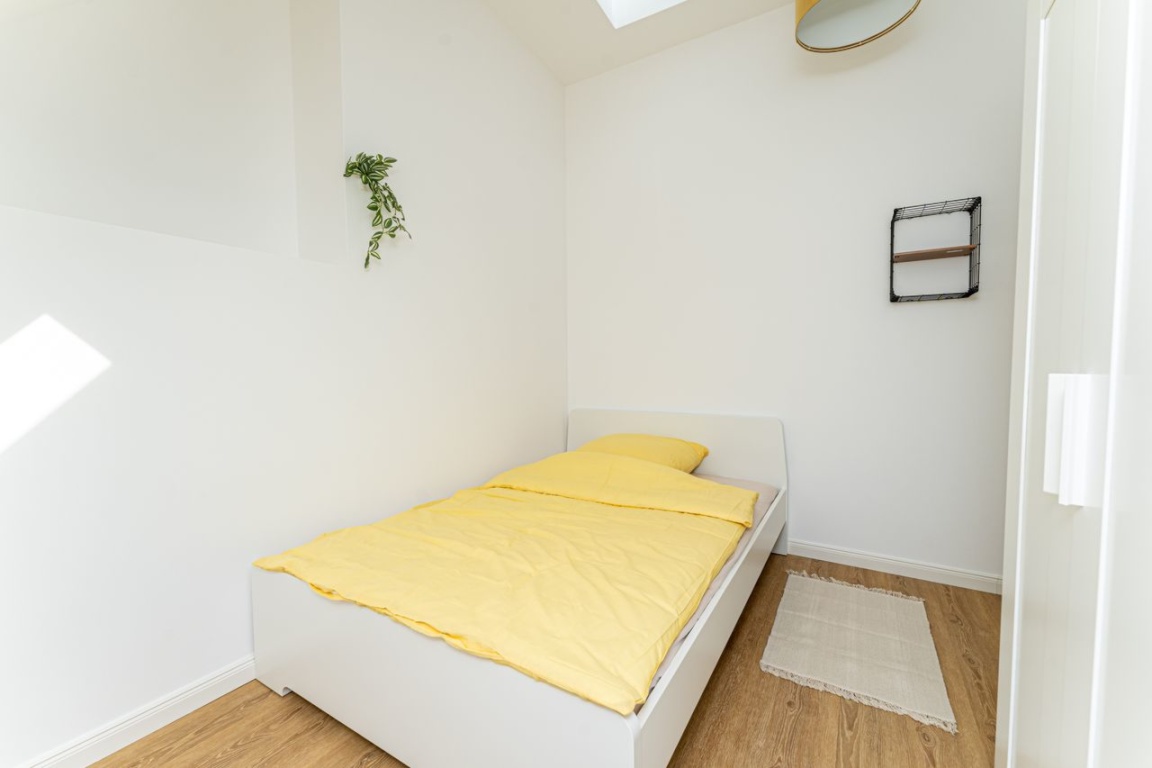 Möbliertes WG-Zimmer mit Anmeldung & All-inclusive-Miete – 13189 Berlin Pankow – Vorschaubild 3