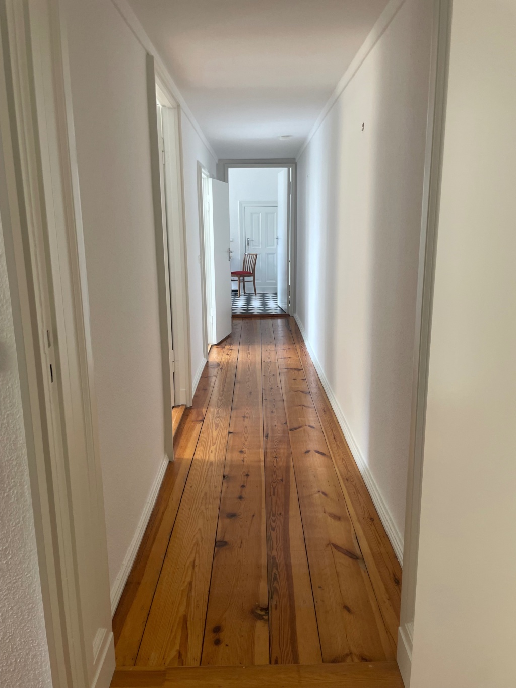 WG-Zimmer Friedenau Friedenau - hallway after living room I
