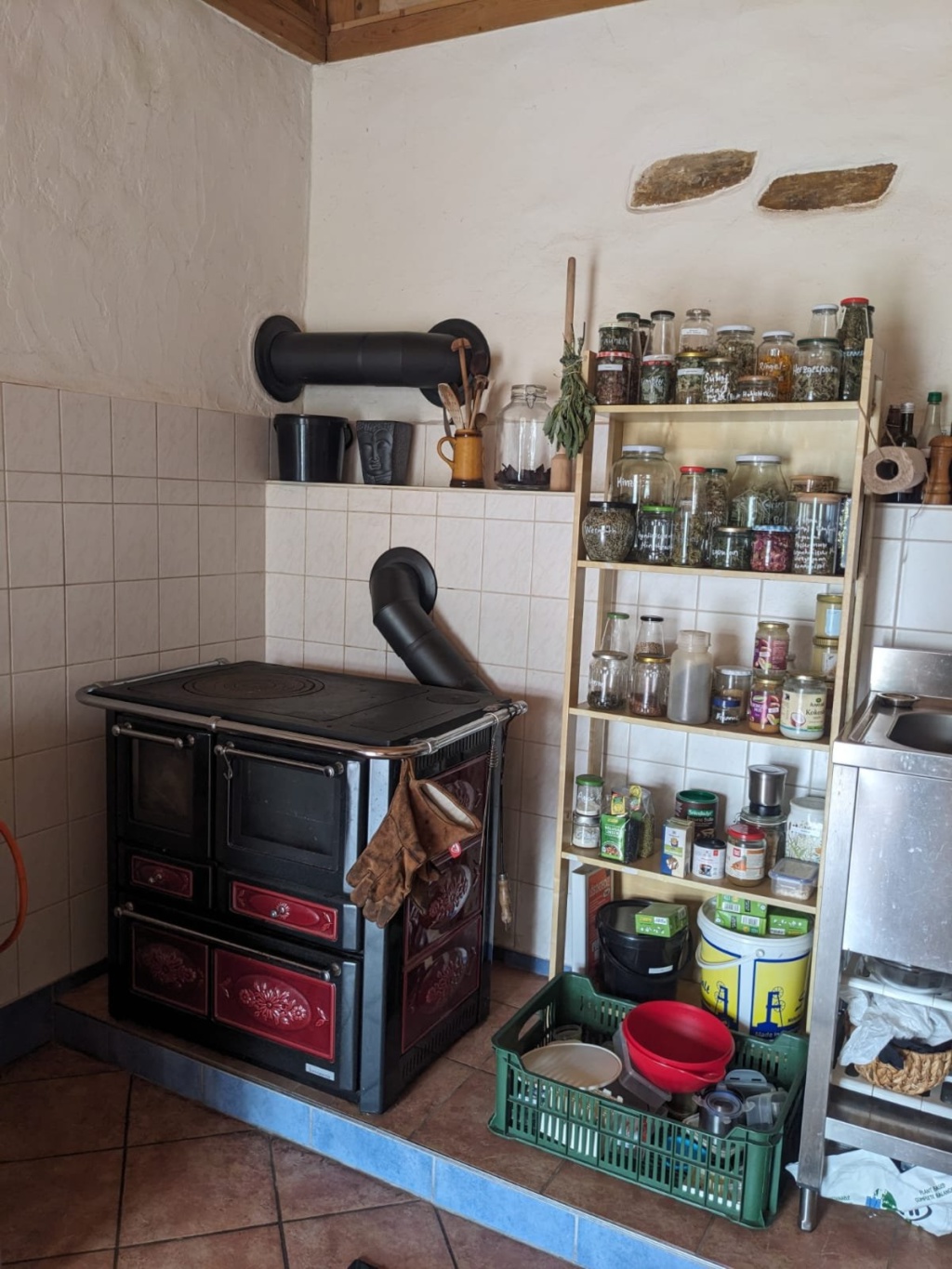 WG-Zimmer Landwüst Schönlinder Str. 22 - Küchenofen