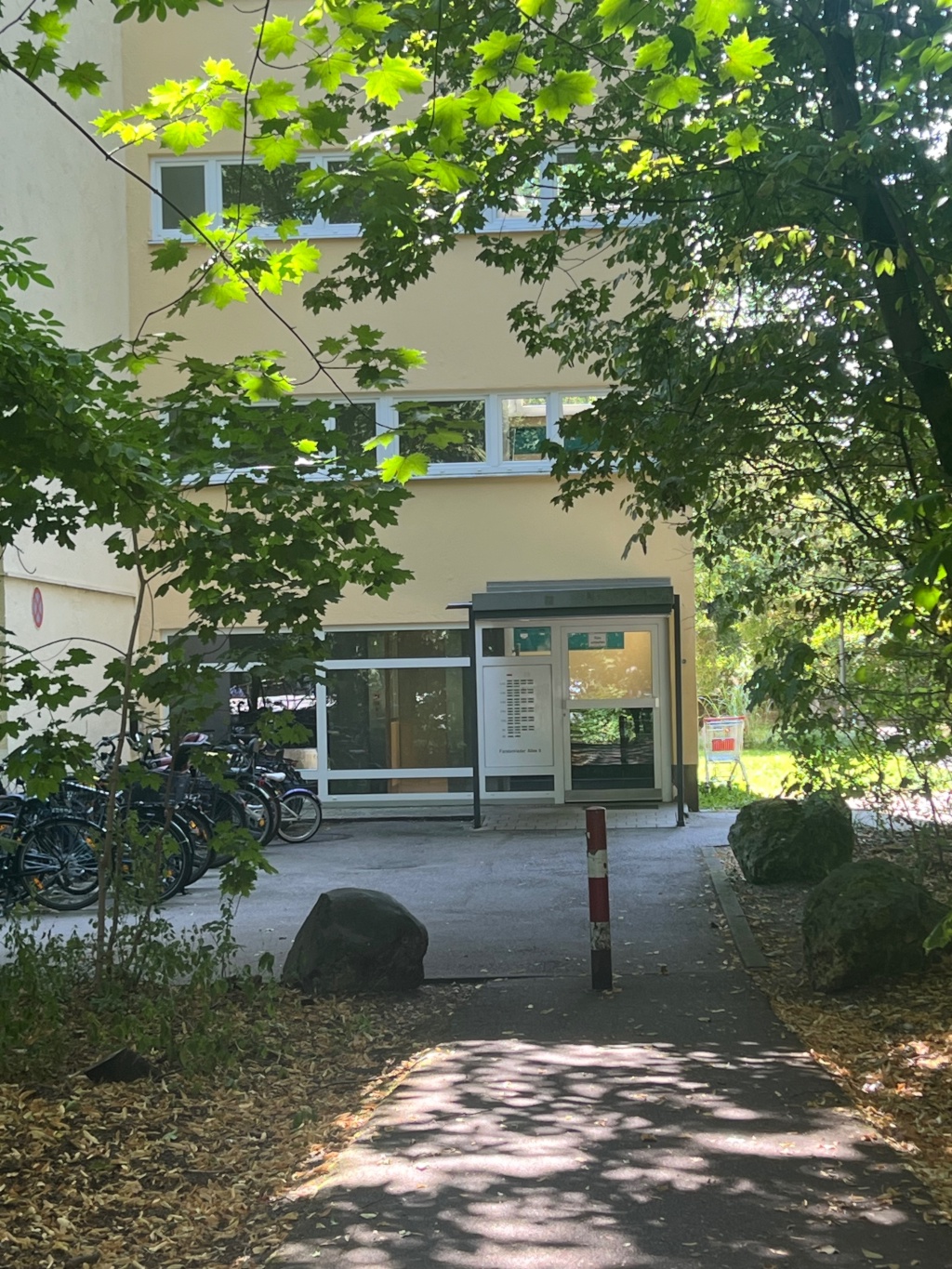 Ein Zimmerwohnung zur Untermiete – 81476 München Thalkirchen-Obersendling-Forstenried-Fürstenried-Solln – Vorschaubild 7