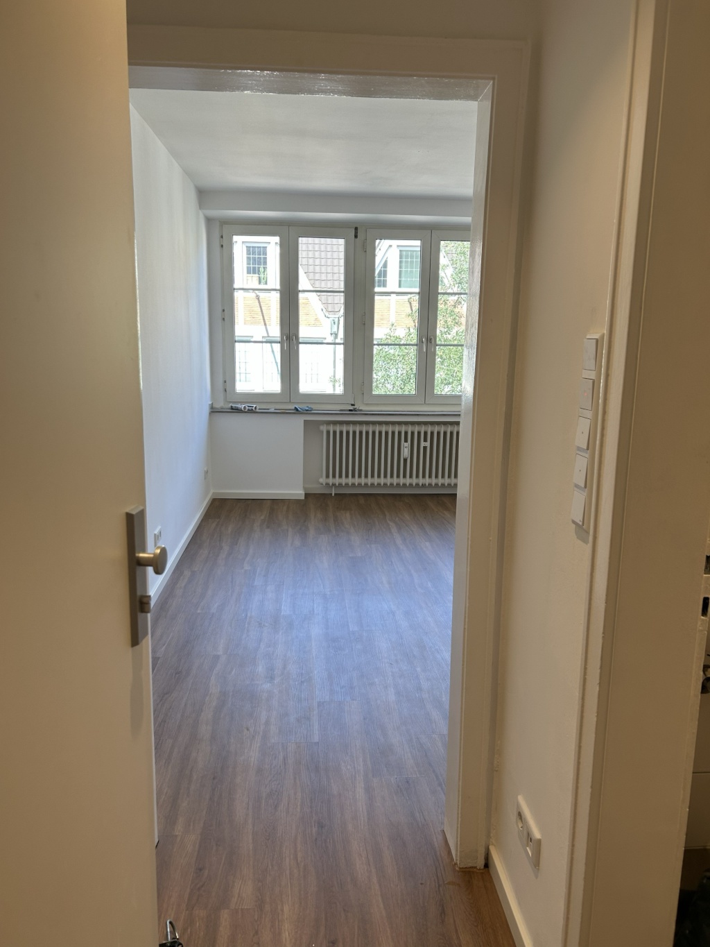 1-Zimmer-Wohnung mit eingerichteter Küche – 40213 Düsseldorf Altstadt – Vorschaubild 3
