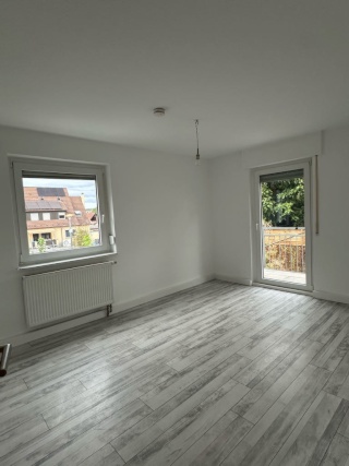Anzeigenbild: 2-Zimmer-Wohnung mit Balkon in Zuffenhausen