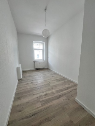 letztes Zimmer! Schönes Wohnen mit Top Anbindung