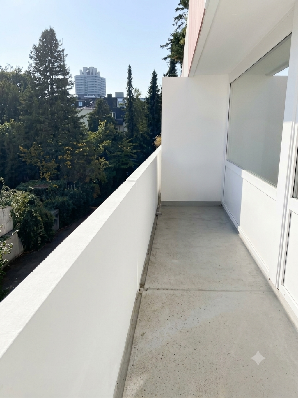 Helle, ruhige 2-Zimmer-Wohnung mit großem Balkon in Bestlage (Schleißheimer Str. 257) – 80809 München Milbertshofen-Am Hart – Vorschaubild 8