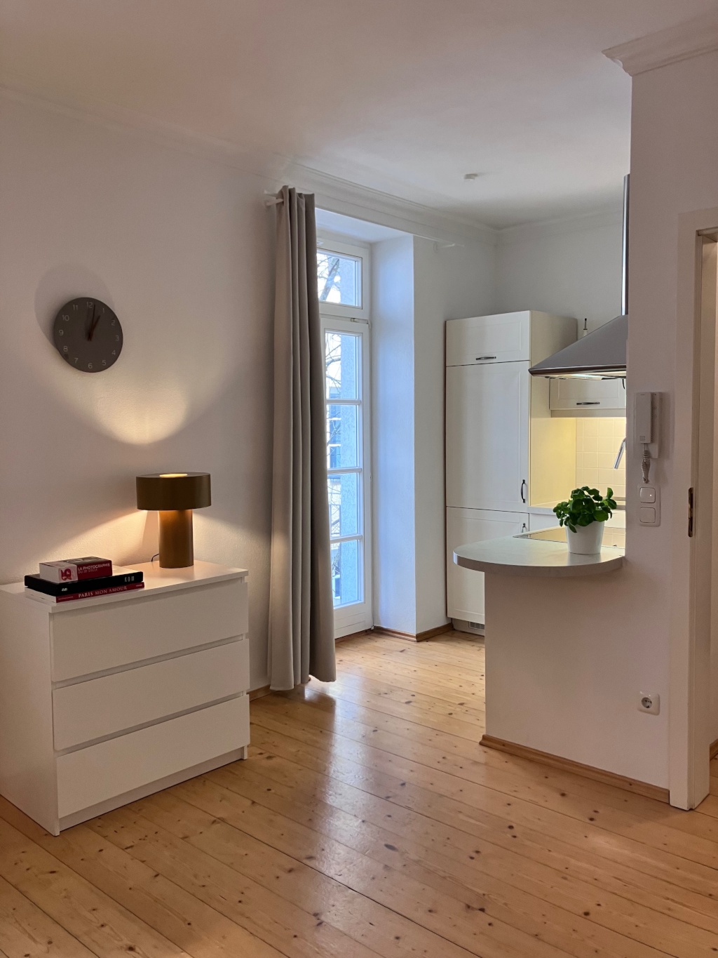 Wohnen auf Zeit: schöne Wohnung nahe Viktualienmarkt – 80469 München Altstadt-Lehel – Vorschaubild 2