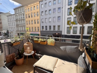 Zentrale 3-Zimmer Wohnung mit Balkon in Berlin-Mitte (9-12 Monate) ab November — photo 1