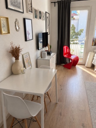 Ad image: Wohnungstausch: Helle 1-Zimmer-Wohnung mit Balkon im Frankfurter Westend → Berlin