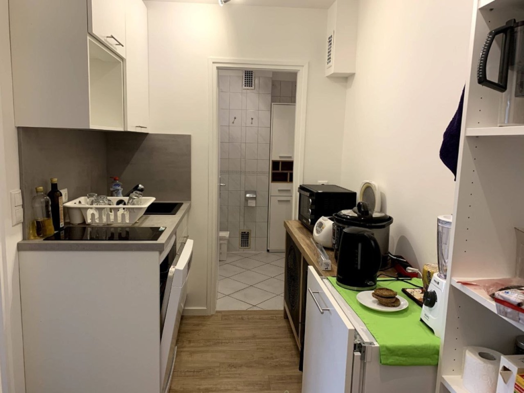 Fully Furnished 1-Room Apartment in Munich – Short-Term Rental (2 Weeks) – 81476 München Thalkirchen-Obersendling-Forstenried-Fürstenried-Solln – Vorschaubild 7