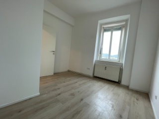 Imagen del anuncio: Erstbezug, 2 Gehminuten vom FH Joanneum entfernt | Helles 10 Quadratmeter Zimmer