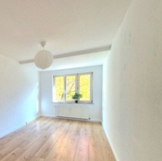 🏠 MÖBLIERTES 15 m2 WG-ZIMMER IN LEIPZIG | 460 € WARM | 5 MIN ZUR S-BAHN | NACHMIETER AB 01.01.2027