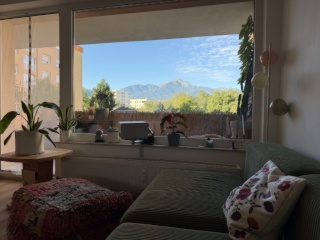 Anzeigenbild: Big flat for sublet for the season start | November til January