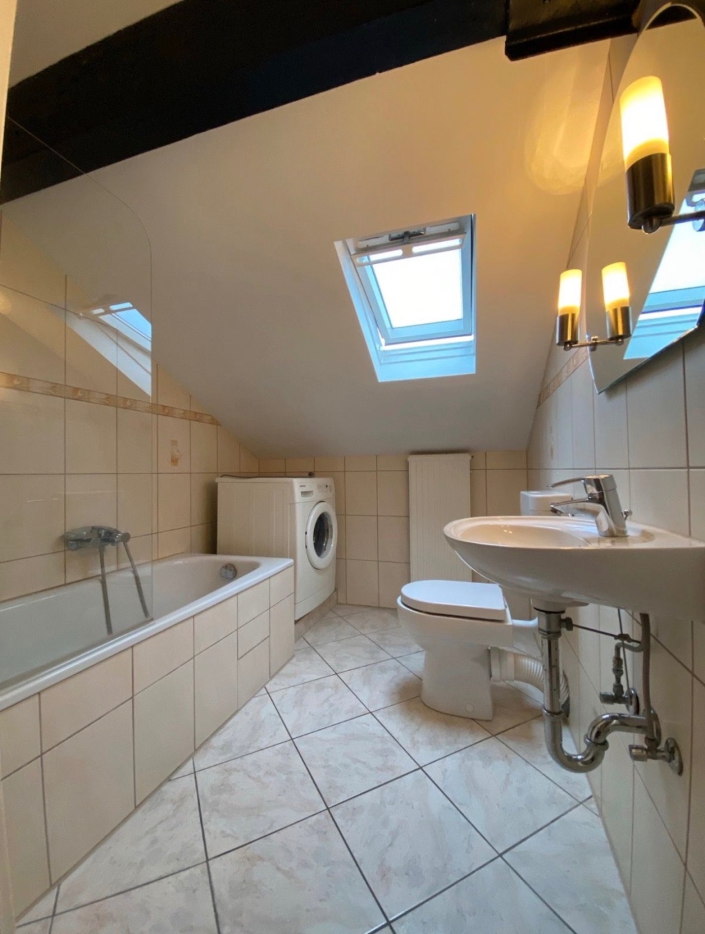 Tolle 2-Zimmer Wohnung in zentraler Lage – 68169 Mannheim Neckarstadt-Ost – Vorschaubild 6