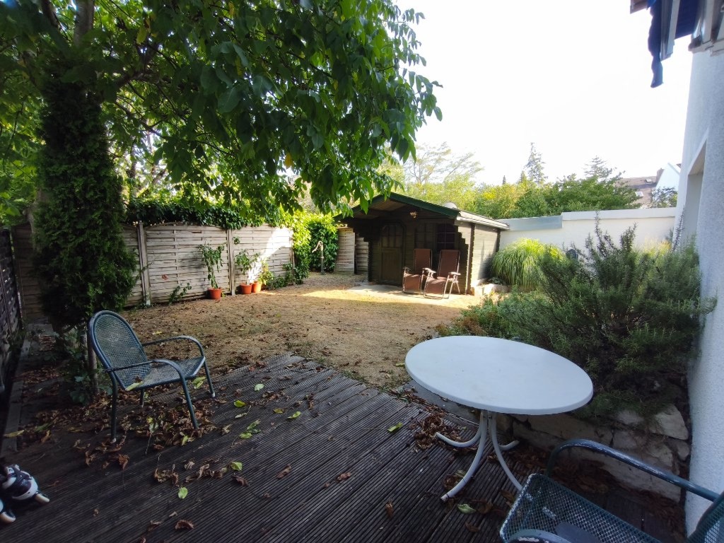 WG-Zimmer Bogenhausen Jankstraße 10 - Garten mit Terasse von der Küche aus