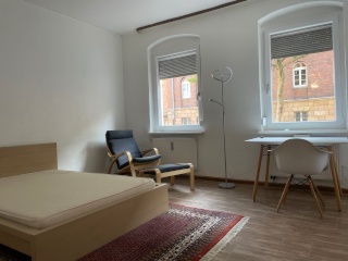 Anzeigenbild: 2er WG Zimmer ab sofort zu vermieten im Erdgeschoss 450 WM